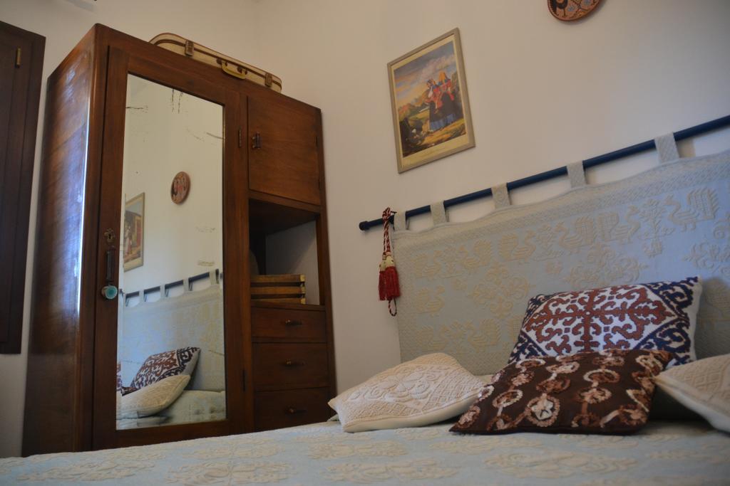 B&B Antica Botte 萨萨里 外观 照片